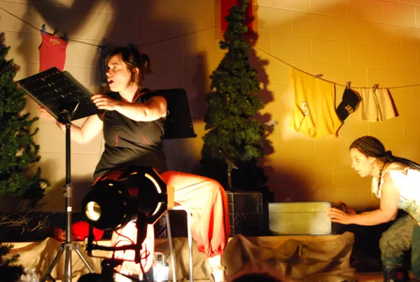 Histoires fantastiques autour du feu avec Gabi Macaluso, Blainville, Qc. 2012